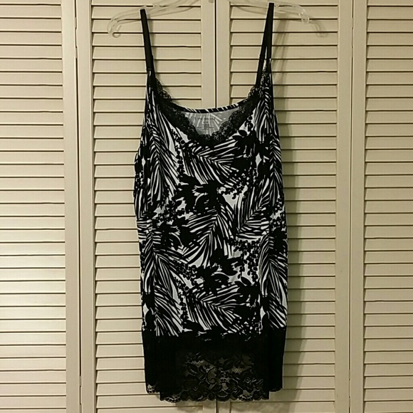 Lane Bryant Tops - Lane Bryant Black & White Floral Tank